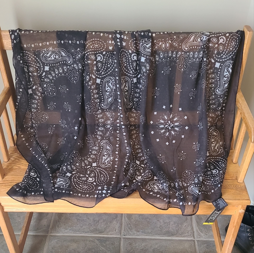 Light scarf